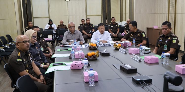 JAM-Intel Kejaksaan Agung Sosialisasikan Pengawasan Penyelenggaraan Perizinan di Daerah