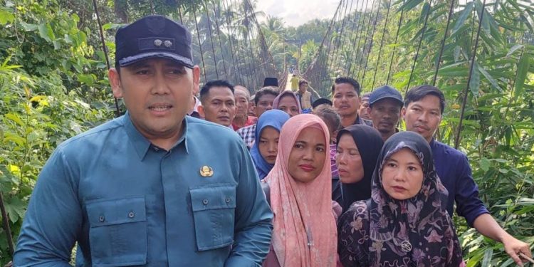 Jembatan Gantung Limbur Sudah Bisa Dilewati dan Diusulkan Jadi Permanen Konvensional