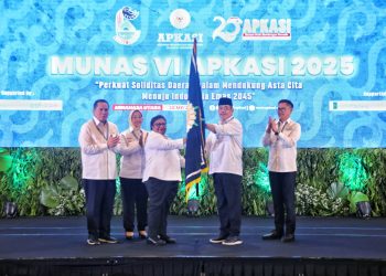 Tutup Munas APKASI, Wamendagri Ribka Ajak Kepala Daerah Tingkatkan Solidaritas Menuju Indonesia Emas 2045