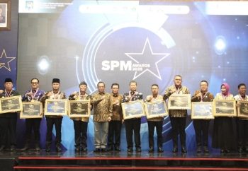 Kemendagri Beri Penghargaan Pemda Kinerja Penerapan Standar Pelayanan Minimal Terbaik, Ini Penerimanya 