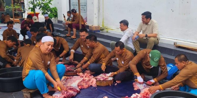 Idul Adha 1446 H, Kejati Jambi Sembelih 12 Ekor Sapi Kurban