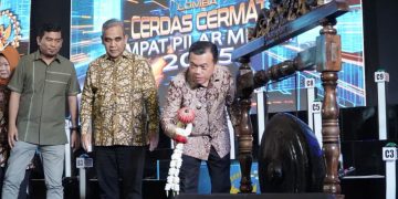 Gubernur Al Haris: Lomba Cerdas Cermat Sarana Edukasi Pembentukan Karakter Generasi Penerus