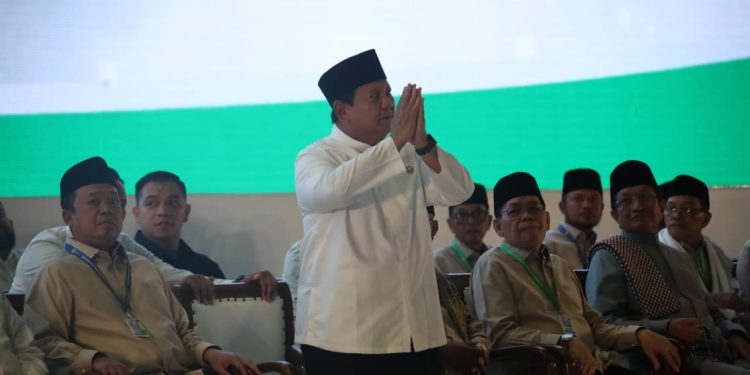 Dampingi Presiden Prabowo, Mendagri Hadiri Pengukuhan Pengurus MUI 2025–2030 