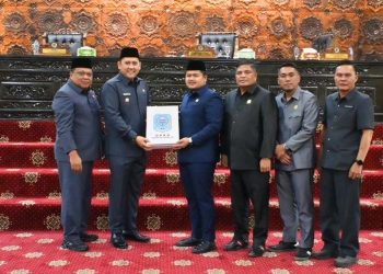 LKPJ Bupati 2025 Diwarnai Catatan, Bupati M. Syukur: Ini Bahan Evaluasi Pembangunan