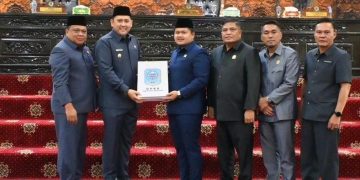 LKPJ Bupati 2025 Diwarnai Catatan, Bupati M. Syukur: Ini Bahan Evaluasi Pembangunan