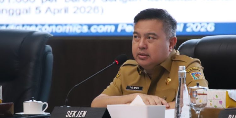 Kendalikan Harga Komoditas, Sekjen Kemendagri Minta Pemda Pastikan Ketersediaan Cabai dan Bawang Merah 