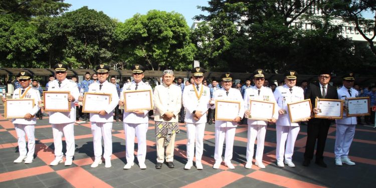 Peringatan Hari Otonomi Daerah, Wamendagri Bima Dorong Tata Kelola Pemerintahan Efektif dan Efisien. Ini Daftar Pemda Terima Penghargaan  