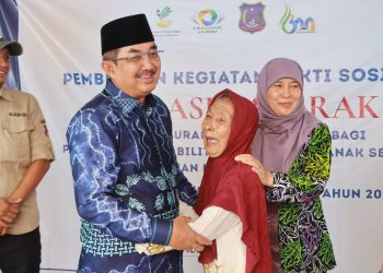 Bupati Resmikan Operasi Katarak Gratis dan Salurkan Bantuan ATENSI