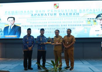 Dirjen Bina Keuda Kemendagri Agus Fatoni Sampaikan 5 Cara Tingkatkan Peningkatan PAD 