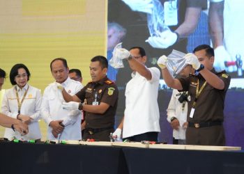 Kejaksaan RI Gelar Pemusnahan Barang Sita Ekekusi 14 Buah Jam Tangan dari Terpidana Jimmy Sutopo
