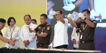 Kejaksaan RI Gelar Pemusnahan Barang Sita Ekekusi 14 Buah Jam Tangan dari Terpidana Jimmy Sutopo