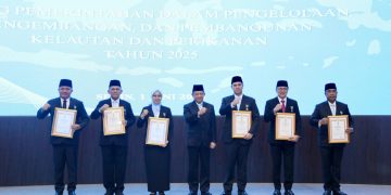 Pemerintah Anugerahkan Tanda Kehormatan Satyalancana Wira Karya kepada Enam Tokoh, Ini Nama-Namanya