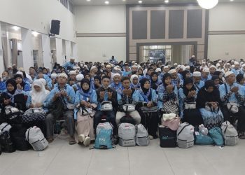 Jamaah Haji Kabupaten Merangin Kloter 19 Sudah Tiba di Asrama Haji Jambi, dan Langsung diberangkatkan ke Merangin 