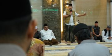 Guru Menumpuk di Kota, Bupati M. Syukur Tegaskan Sanksi Mutasi untuk Pemerataan Pendidikan