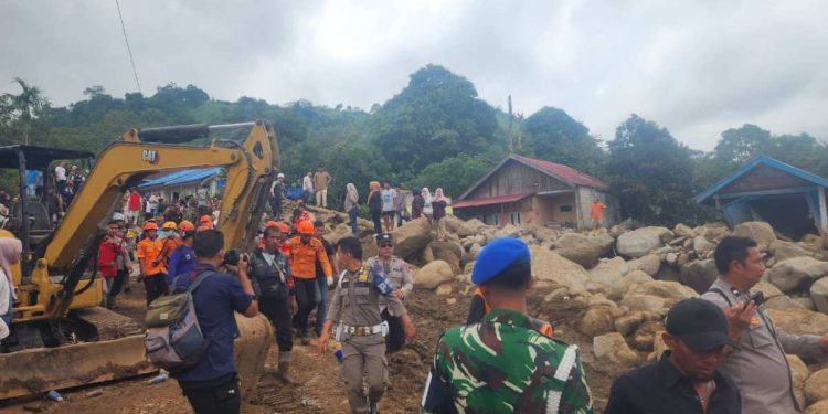 Satu Korban Hilang Banjir Bandang Solok Sumatera Barat Ditemukan