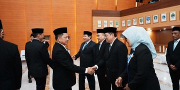 Mendagri Lantik Pejabat Pimpinan Tinggi Pratama dan Fungsional, Tekankan Pentingnya Rotasi dan Penyegaran Organisasi