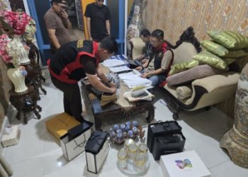Kejati Jambi Geledah dan Sita Barang Bukti di sejumkah Lokasi Terkait Korupsi Anggaran di DPRD Merangin 2019-2024