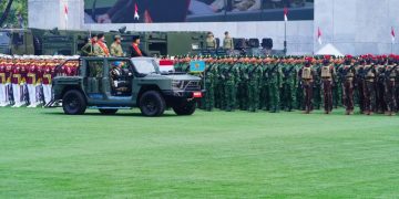 Panglima TNI Tinjau Gladi Bersih Upacara HUT Ke-81 TNI Tahun 2026